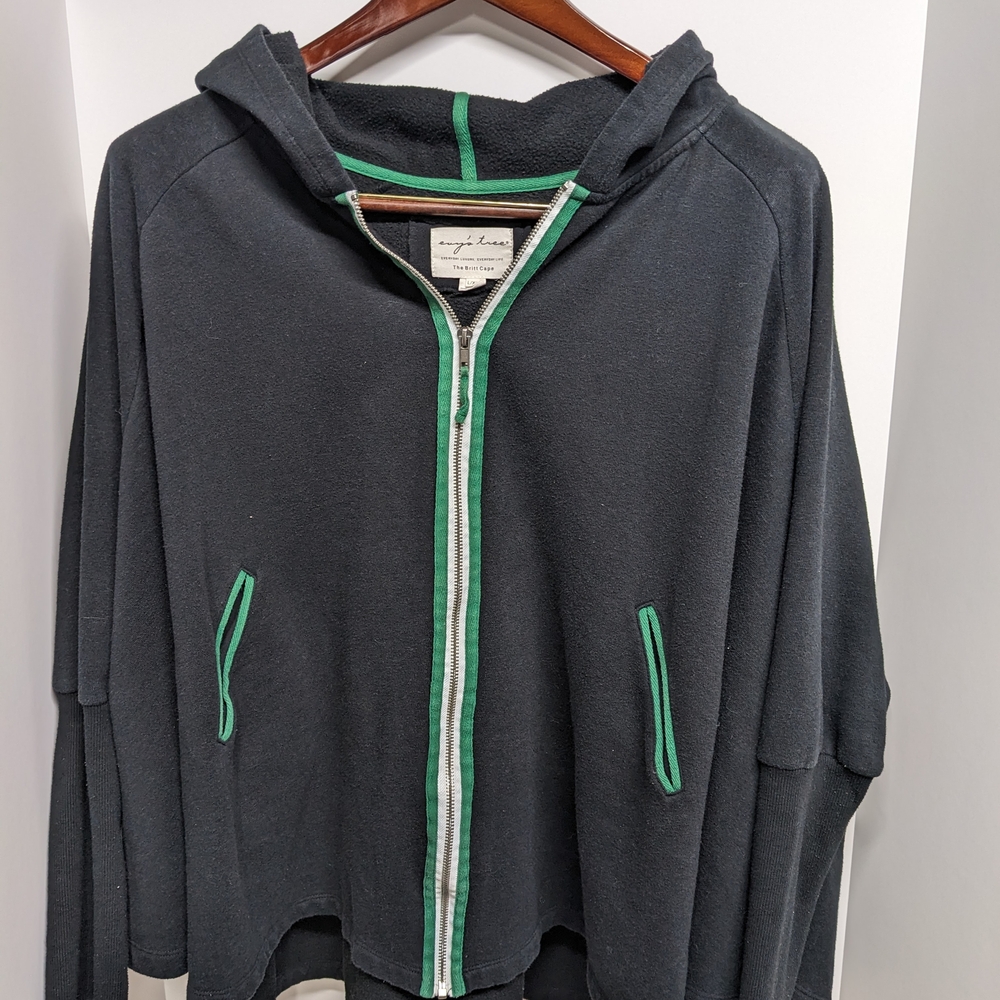 evy's‎ tree Black and Green Hoodie